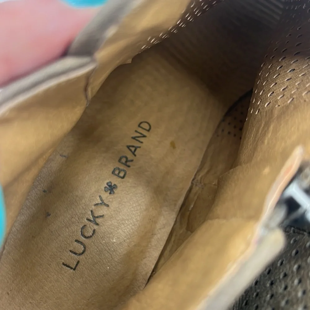 Lucky Brand Tan Cut Out Ankle Bootie Size 7.5. MCA3918C
